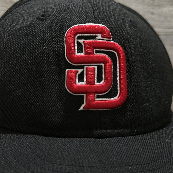 San Diego Padres black fitted baseball cap hat size 7 1/4 - Picture 3 of 9